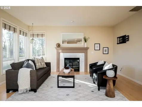 11512 NW Permian Drive Portland OR 97229