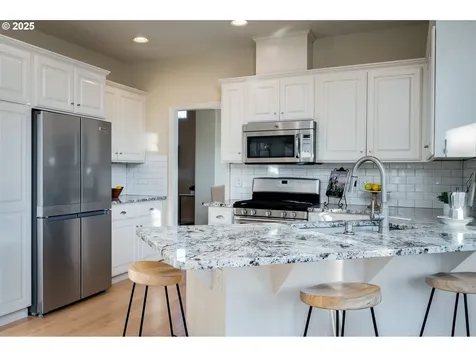 11512 NW Permian Drive Portland OR 97229