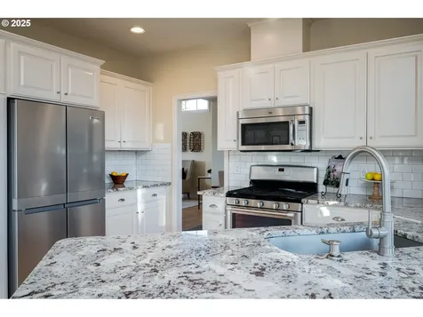 11512 NW Permian Drive Portland OR 97229