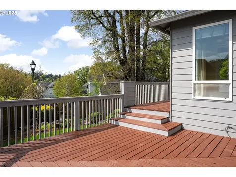 11512 NW Permian Drive Portland OR 97229