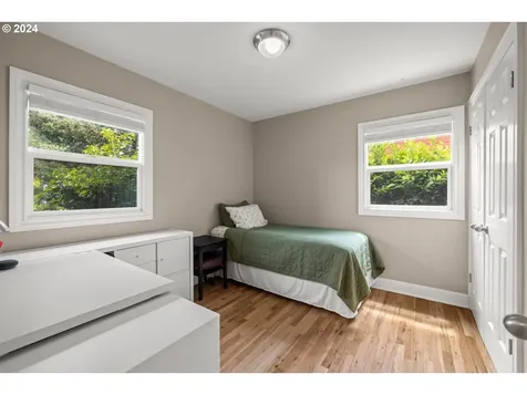 213 Se 102nd Avenue Vancouver WA 98664