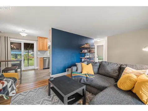 213 Se 102nd Avenue Vancouver WA 98664
