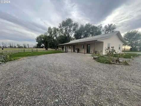 77867 Cottonwood Bend Road Hermiston OR 97838