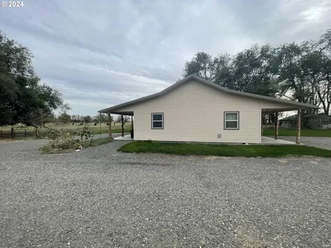 77867 Cottonwood Bend Road Hermiston OR 97838