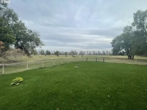 77867 Cottonwood Bend Road Hermiston OR 97838