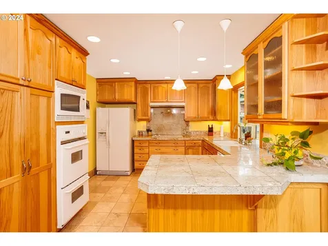 3840 Ne Liberty Terrace Portland OR 97211