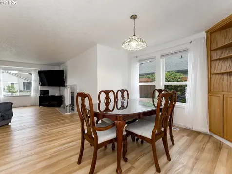 409 SE 160th Avenue Vancouver WA 98684
