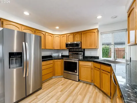 409 SE 160th Avenue Vancouver WA 98684