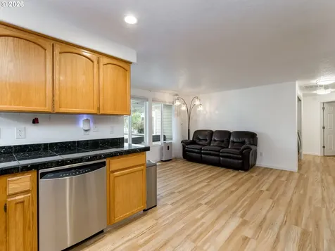 409 SE 160th Avenue Vancouver WA 98684