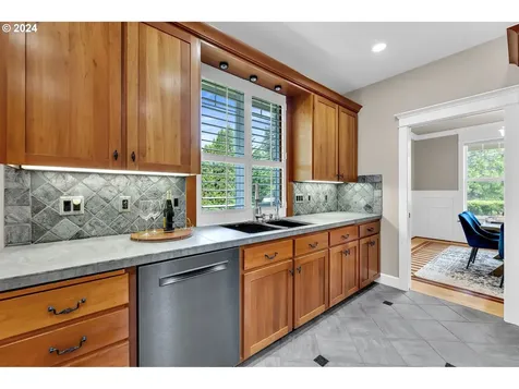 12608 Nw 46th Avenue Vancouver WA 98685