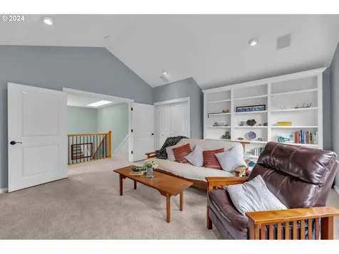 12608 Nw 46th Avenue Vancouver WA 98685