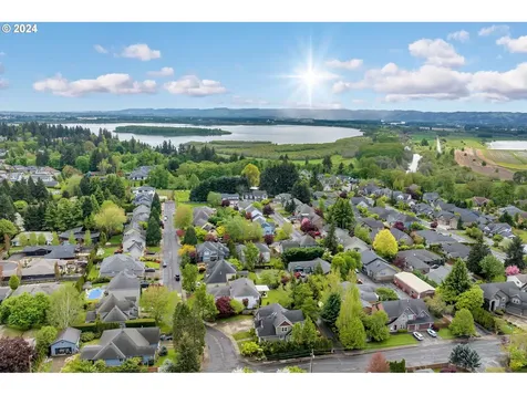 12608 Nw 46th Avenue Vancouver WA 98685