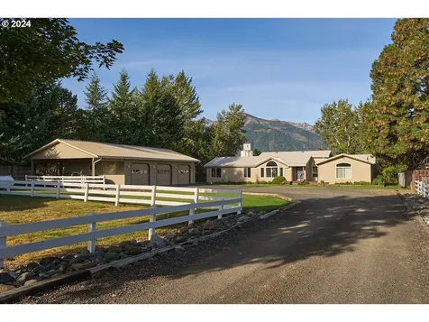 603 N Mill Street Joseph OR 97846