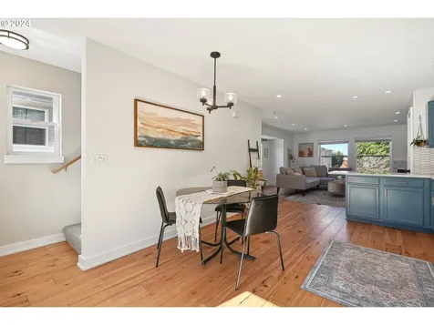 6717 N Alta Avenue Portland OR 97203