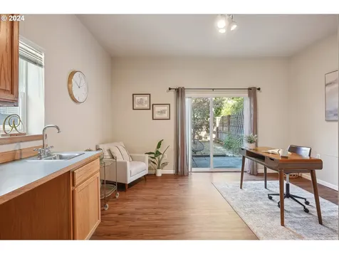 6717 N Alta Avenue Portland OR 97203