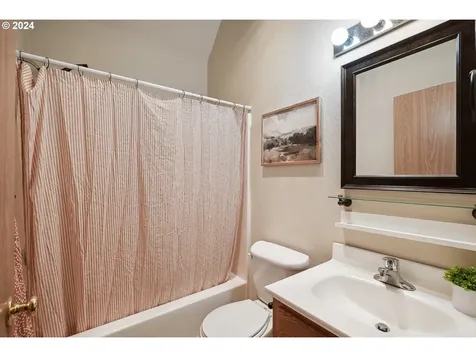 6717 N Alta Avenue Portland OR 97203