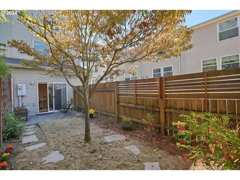 6717 N Alta Avenue Portland OR 97203