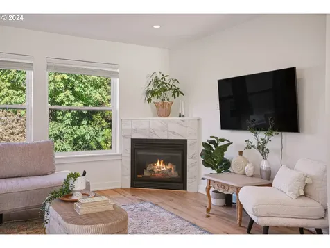 6717 N Alta Avenue Portland OR 97203