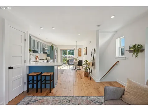6717 N Alta Avenue Portland OR 97203