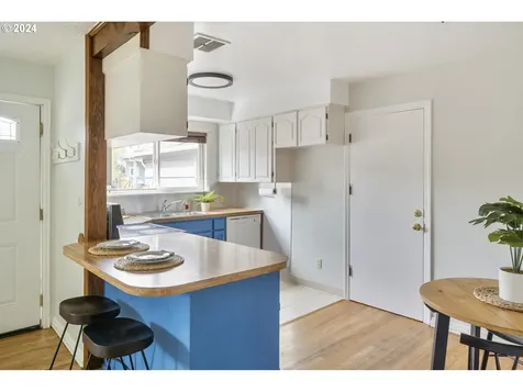 9615 N Kellogg Street Portland OR 97203