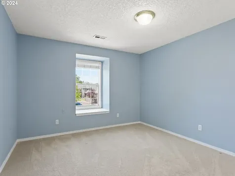 3012 Sw Mawrcrest Avenue Gresham OR 97080