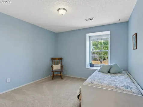 3012 Sw Mawrcrest Avenue Gresham OR 97080