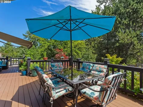 3012 Sw Mawrcrest Avenue Gresham OR 97080