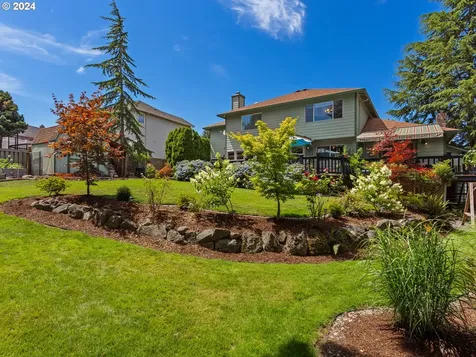 3012 Sw Mawrcrest Avenue Gresham OR 97080