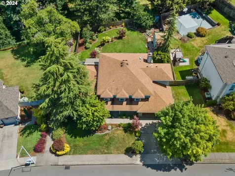 3012 Sw Mawrcrest Avenue Gresham OR 97080