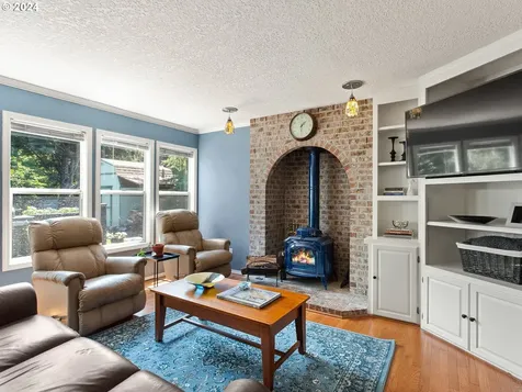 3012 Sw Mawrcrest Avenue Gresham OR 97080