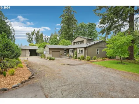 14421 Clackamas River Drive Oregon City OR 97045