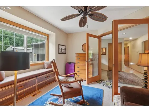 14421 Clackamas River Drive Oregon City OR 97045