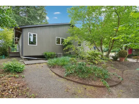14421 Clackamas River Drive Oregon City OR 97045