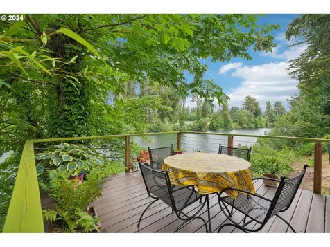 14421 Clackamas River Drive Oregon City OR 97045