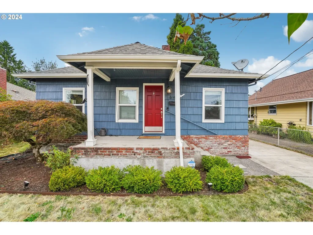 641 Ne 70th Avenue Portland OR 97213