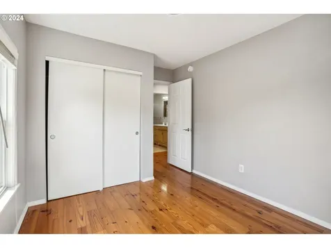 641 Ne 70th Avenue Portland OR 97213