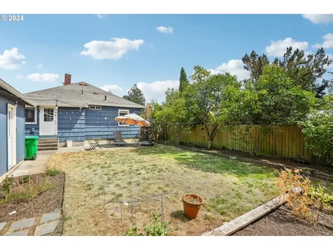 641 Ne 70th Avenue Portland OR 97213