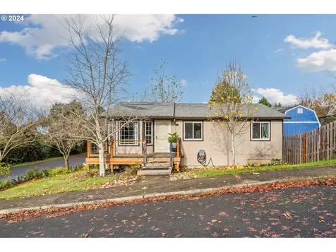 902 N Railroad Avenue Ridgefield WA 98642