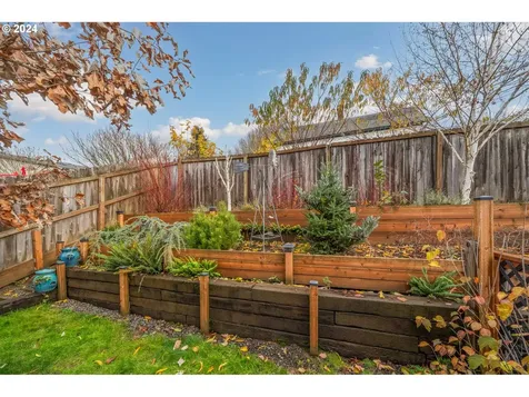 902 N Railroad Avenue Ridgefield WA 98642