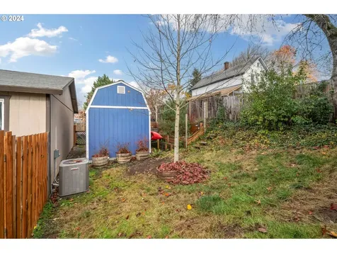 902 N Railroad Avenue Ridgefield WA 98642