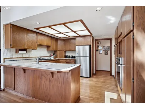 1594 Skye Parkway West Linn OR 97068