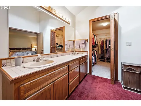 1594 Skye Parkway West Linn OR 97068
