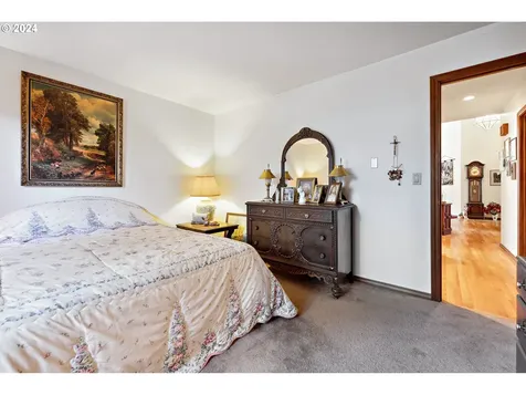1594 Skye Parkway West Linn OR 97068
