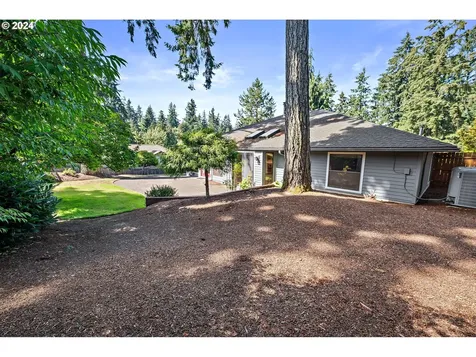 1594 Skye Parkway West Linn OR 97068