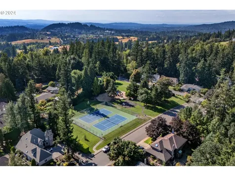 1594 Skye Parkway West Linn OR 97068