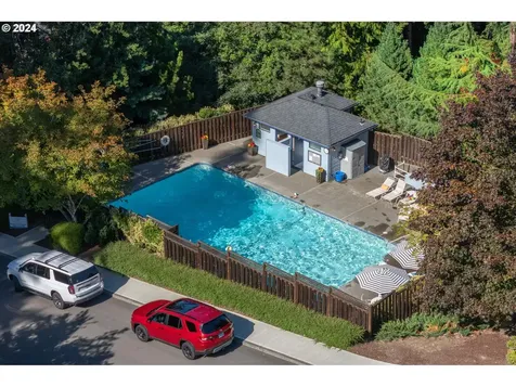 1594 Skye Parkway West Linn OR 97068