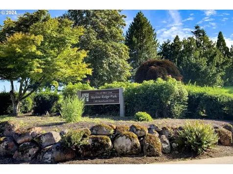 1594 Skye Parkway West Linn OR 97068