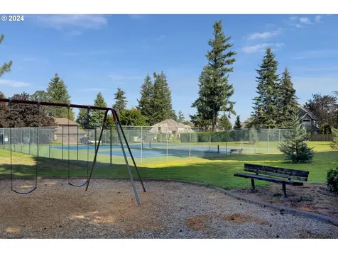 1594 Skye Parkway West Linn OR 97068