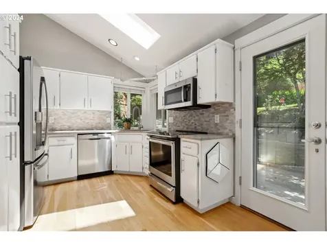 13752 Sw Rosy Court Portland OR 97223