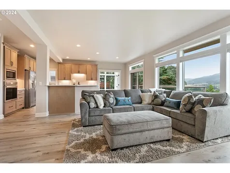 3260 Ridge Pointe Drive Forest Grove OR 97116